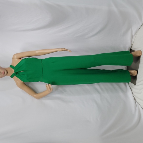 Julia Jordan Halter Neck Kelly Green Jumpsuit - Picture 8 of 17